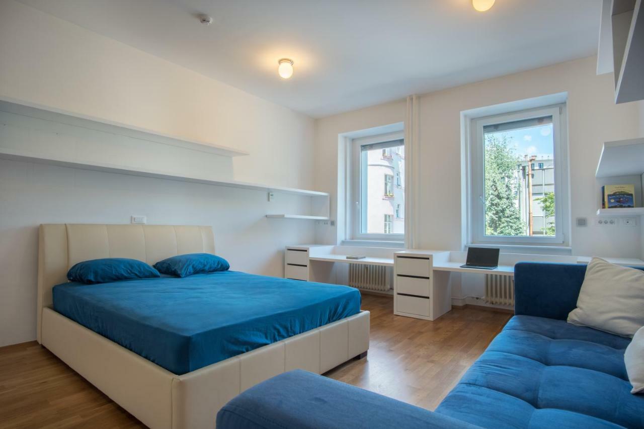 Luxury Central Apartment Любляна Екстериор снимка