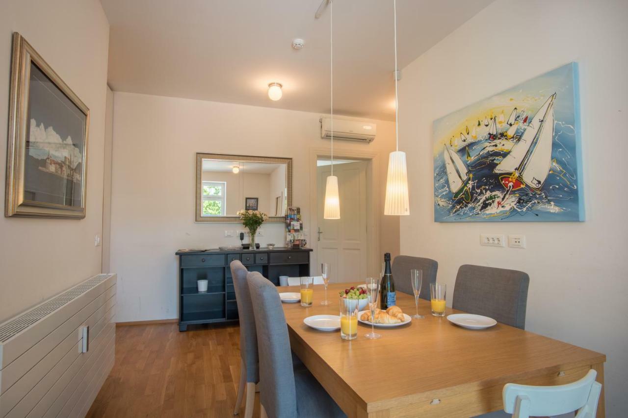 Luxury Central Apartment Любляна Екстериор снимка