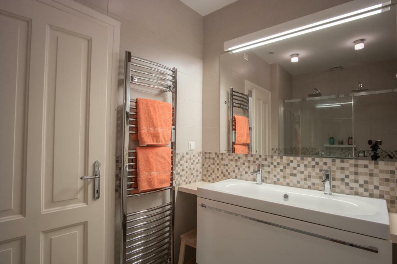 Luxury Central Apartment Любляна Екстериор снимка